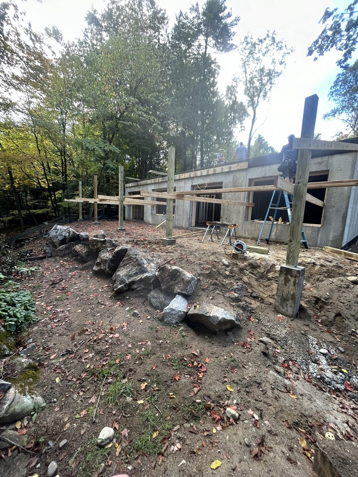 Retaining and shoreline stabilization work above the waterline